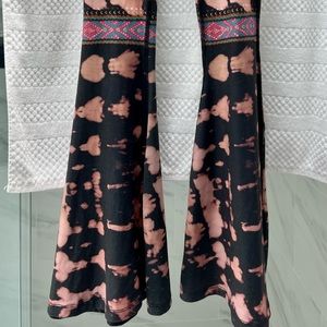 Teeki Cusco Rambler bell bottom yoga pants size XS